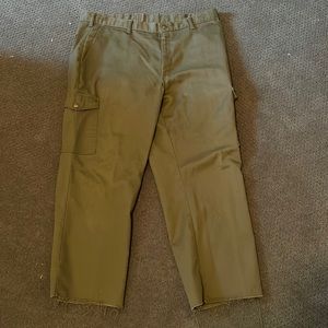 Green cargo pants